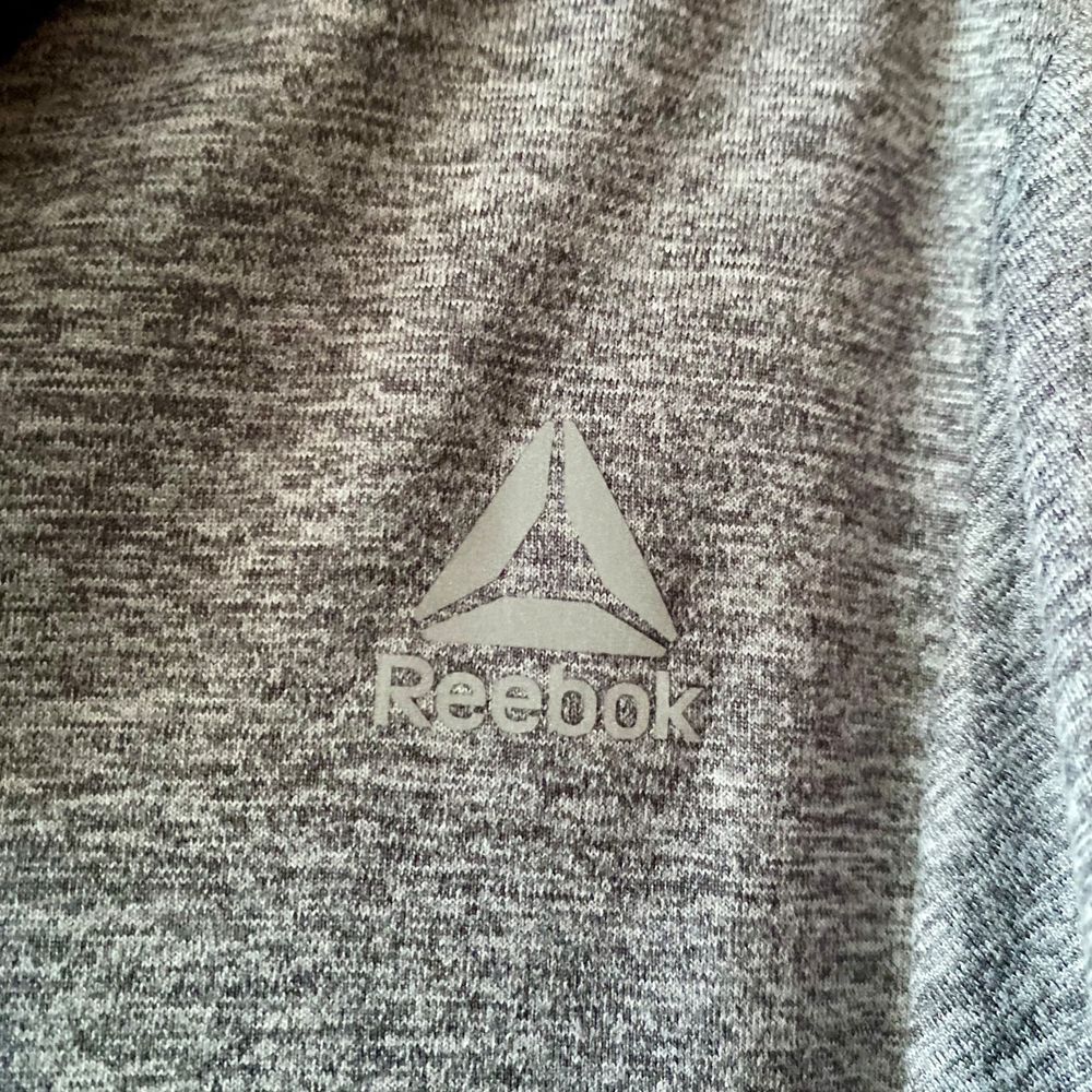 Reebok Women's Lightweight Cowl Neck Athletic Pullover Hoodie Athleisure Top LG - Picture 2 of 5